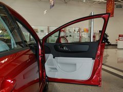 2011款 两厢 1.6 自动 炫雅型