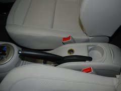2011款 两厢 1.6 自动 炫雅型