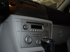 2011款 两厢 1.6 自动 炫雅型