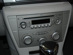 2011款 两厢 1.6 自动 炫雅型