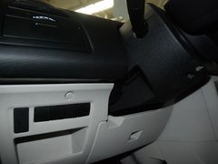 2011款 两厢 1.6 自动 炫雅型