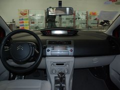 2011款 两厢 1.6 自动 炫雅型