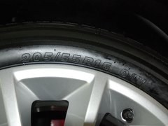 2011款 两厢 1.6 自动 炫雅型