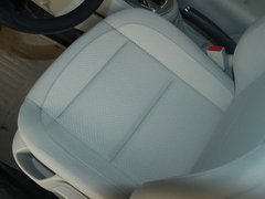 2011款 两厢 1.6 手动 悦雅型