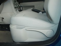2011款 两厢 1.6 手动 悦雅型