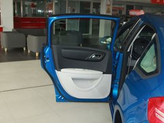 2011款 两厢 1.6 手动 悦雅型