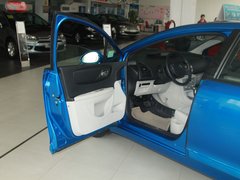 2011款 两厢 1.6 手动 悦雅型