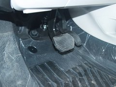 2011款 两厢 1.6 手动 悦雅型