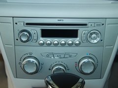 2011款 两厢 1.6 手动 悦雅型