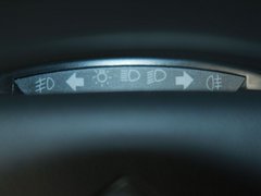 2011款 两厢 1.6 手动 悦雅型