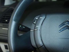 2011款 两厢 1.6 手动 悦雅型