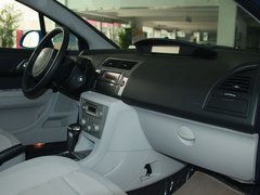 2011款 两厢 1.6 手动 悦雅型