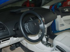 2011款 两厢 1.6 手动 悦雅型
