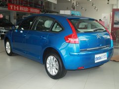 2011款 两厢 1.6 手动 悦雅型