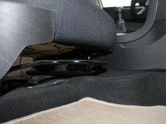 2011款 三厢 1.6L 手动 时尚型