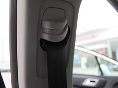 2011款 三厢 1.6L 手动 时尚型
