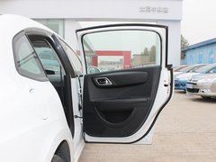 2011款 三厢 1.6L 手动 时尚型