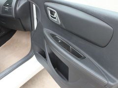 2011款 三厢 1.6L 手动 时尚型