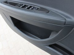 2011款 三厢 1.6L 手动 时尚型