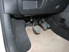 2011款 三厢 1.6L 手动 时尚型