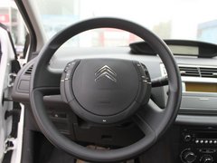 2011款 三厢 1.6L 手动 时尚型