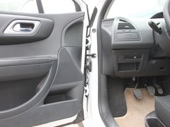 2011款 三厢 1.6L 手动 时尚型