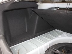 2011款 三厢 1.6L 手动 时尚型