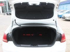 2011款 三厢 1.6L 手动 时尚型