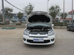 2011款 三厢 1.6L 手动 时尚型