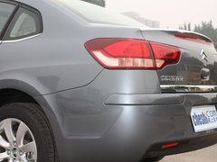 2011款 三厢 1.6L 自动 时尚型