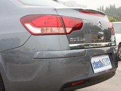 2011款 三厢 1.6L 自动 时尚型