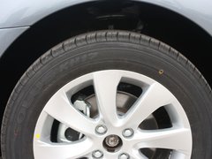 2011款 三厢 1.6L 自动 时尚型