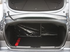 2011款 三厢 1.6L 自动 时尚型