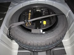 2011款 三厢 1.6L 自动 时尚型