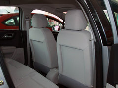 2011款 三厢 1.6L 自动 时尚型