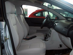 2011款 三厢 1.6L 自动 时尚型