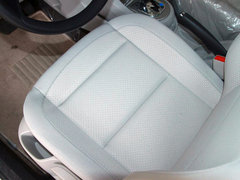 2011款 三厢 1.6L 自动 时尚型