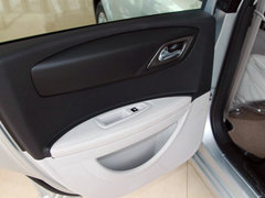 2011款 三厢 1.6L 自动 时尚型