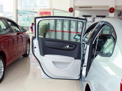 2011款 三厢 1.6L 自动 时尚型