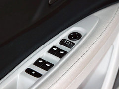 2011款 三厢 1.6L 自动 时尚型