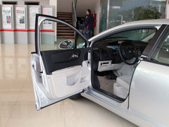 2011款 三厢 1.6L 自动 时尚型