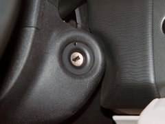 2011款 三厢 1.6L 自动 时尚型