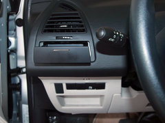 2011款 三厢 1.6L 自动 时尚型