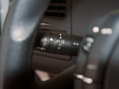 2011款 三厢 1.6L 自动 时尚型