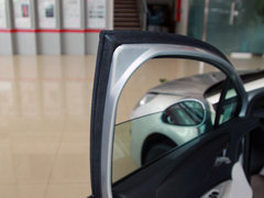 2011款 三厢 1.6L 自动 时尚型