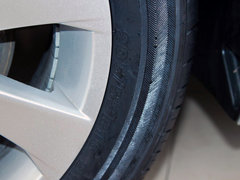 2011款 三厢 1.6L 自动 时尚型