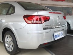 2011款 三厢 1.6L 自动 时尚型