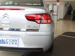 2011款 三厢 1.6L 自动 时尚型