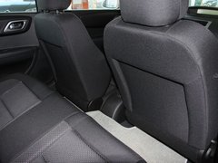 2011款 三厢 2.0L 自动 豪华型