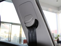 2011款 三厢 2.0L 自动 豪华型